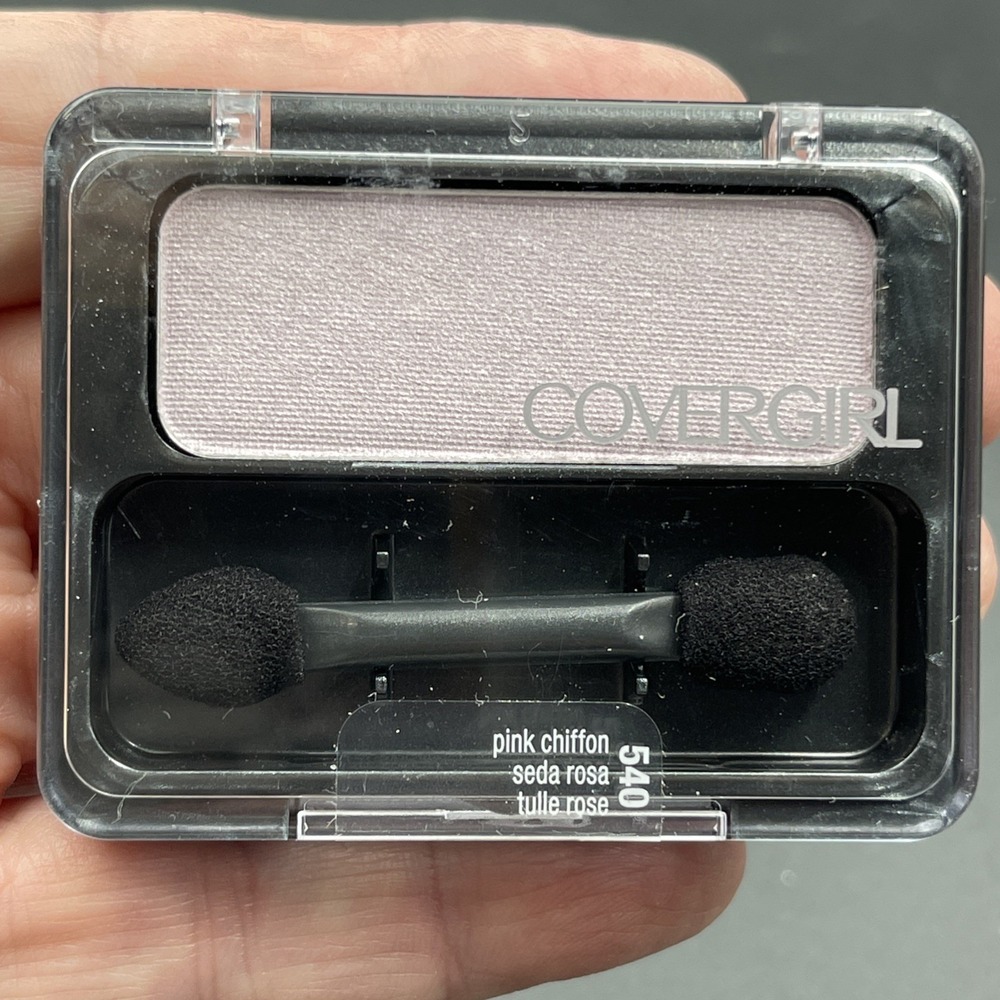 Covergirl Eye Enhancers Eyeshadow Single (1) Pink Chiffon #540 DISCONTINUED